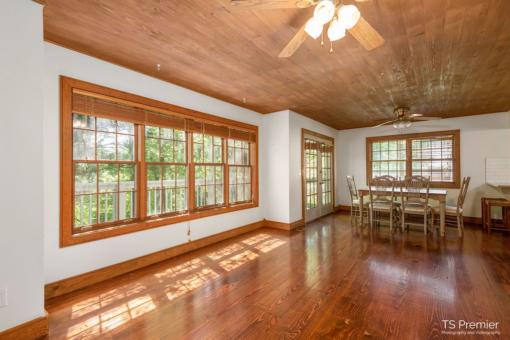 Aces Acres Sub - Residential Lease