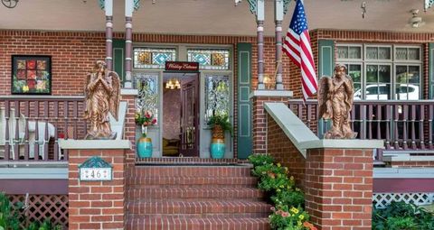 46 Hillside Avenue Eureka Springs AR 72632