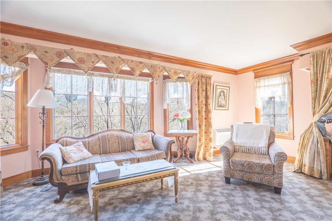 Magnetic Bays - Residential