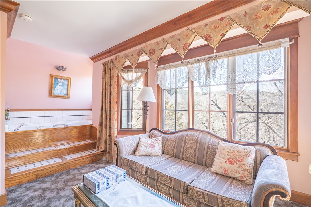 Magnetic Bays - Residential