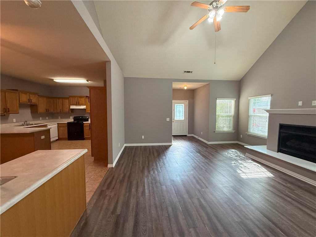 Appleridge Sub Centerton - Residential Lease