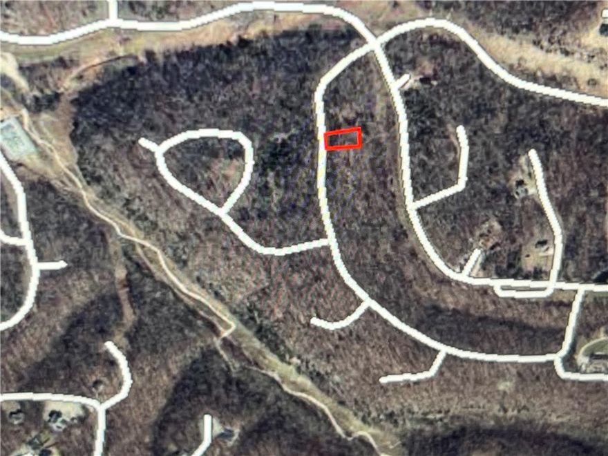 300 ft from Back 40 Loop, Pinyon Creek Trail, AND the Ledges!  This lot is Trail-Rich with quick access to Mulligan, Blowing Springs or Rago Greenways and the NWA Classic Razorback Greenway!  Trail-rich lot in Bentonville School District.  This Lot reflects what Bella Vista is all about; Resort & Recreation Living in the heart of the Ozarks!