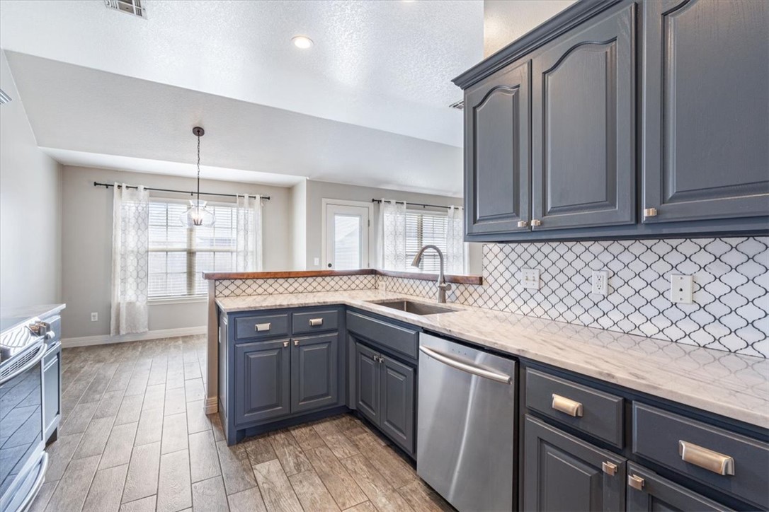 Laynebridge Sub Centerton - Residential Lease