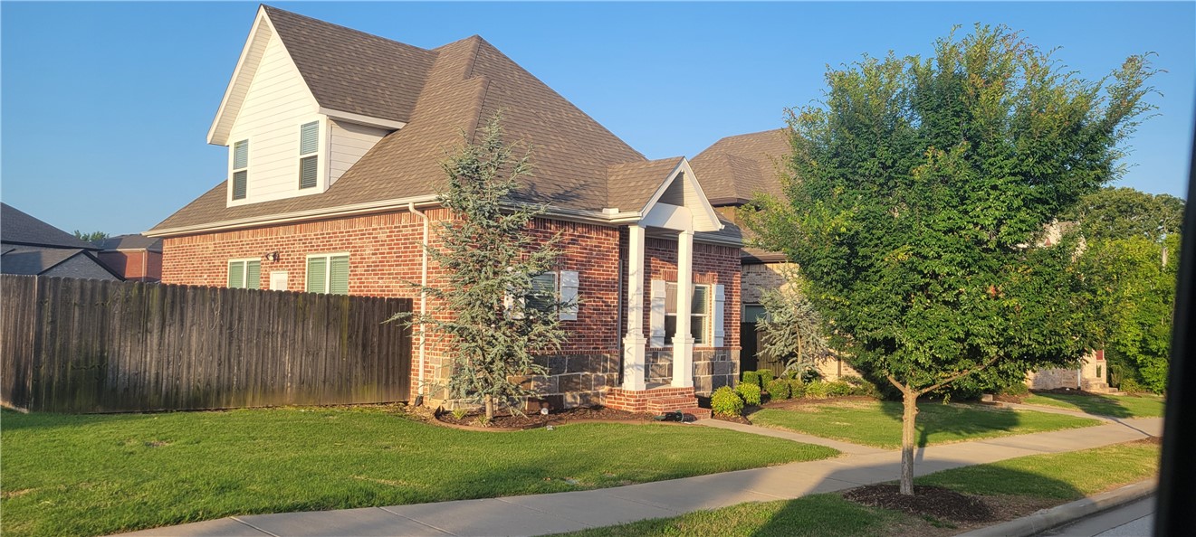 VILLAS AT FOREST HILLS - Residential Lease