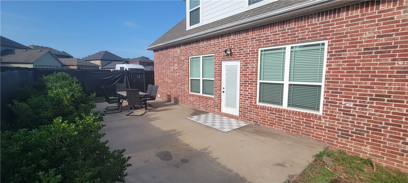 VILLAS AT FOREST HILLS - Residential Lease