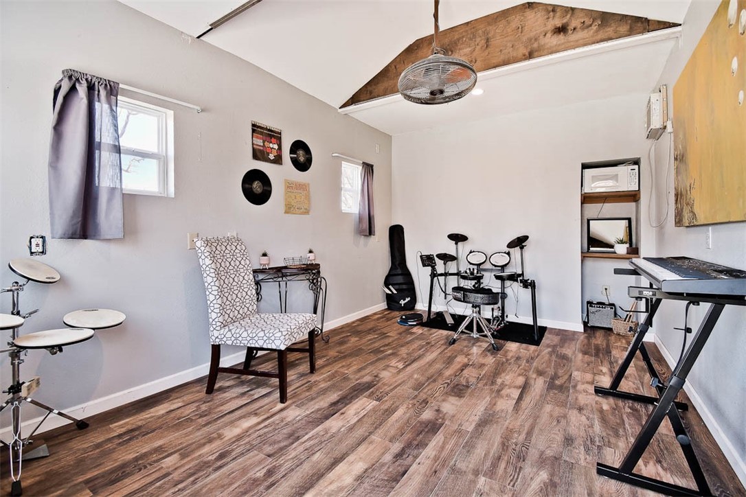 15-19-30 - Rogers - Residential