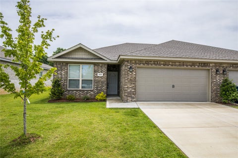 Photo of 114 Alder Street, Pea Ridge, AR 72751 (MLS # 1362135)