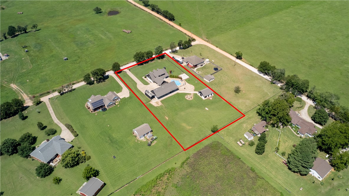 Jo Dar Van Estate Pea Ridge - Residential