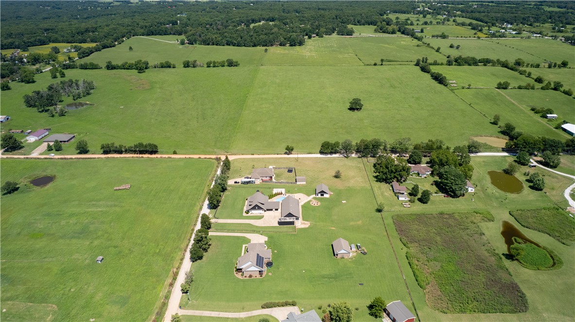 Jo Dar Van Estate Pea Ridge - Residential