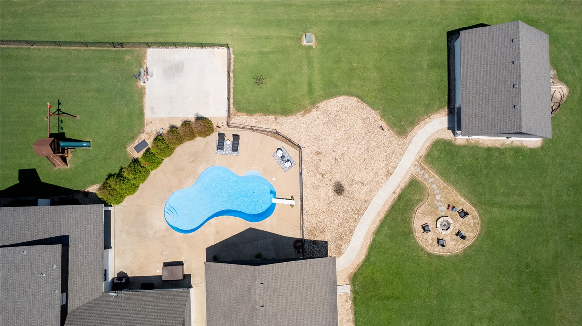 Jo Dar Van Estate Pea Ridge - Residential