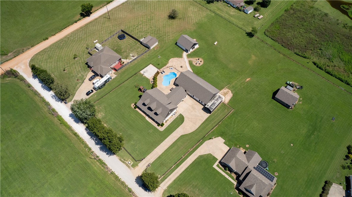 Jo Dar Van Estate Pea Ridge - Residential