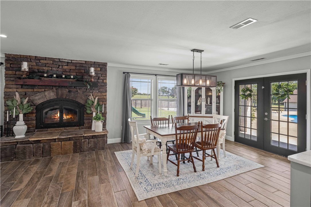 Jo Dar Van Estate Pea Ridge - Residential