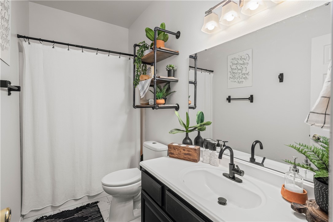 Jo Dar Van Estate Pea Ridge - Residential