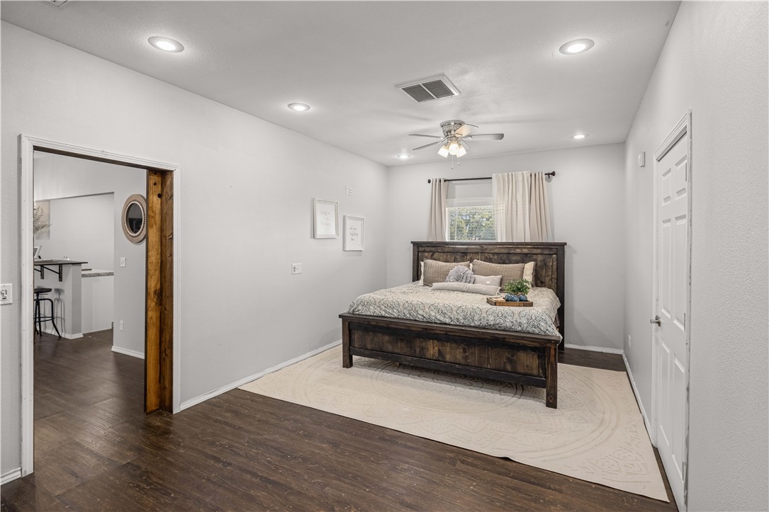 Jo Dar Van Estate Pea Ridge - Residential