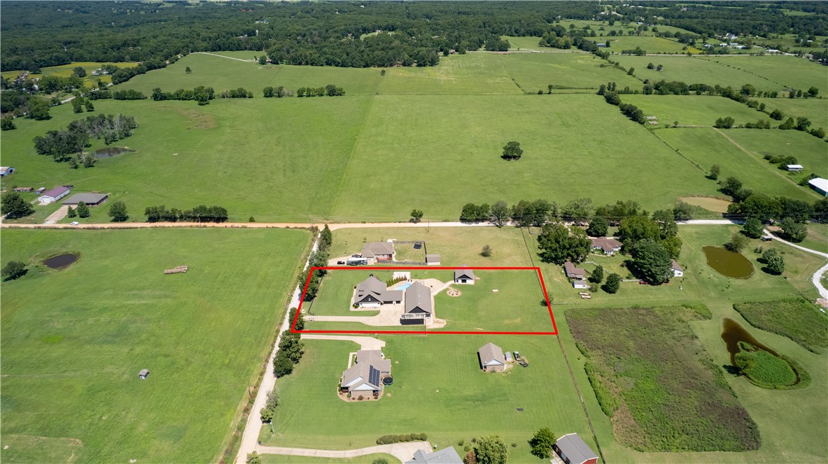 Jo Dar Van Estate Pea Ridge - Residential