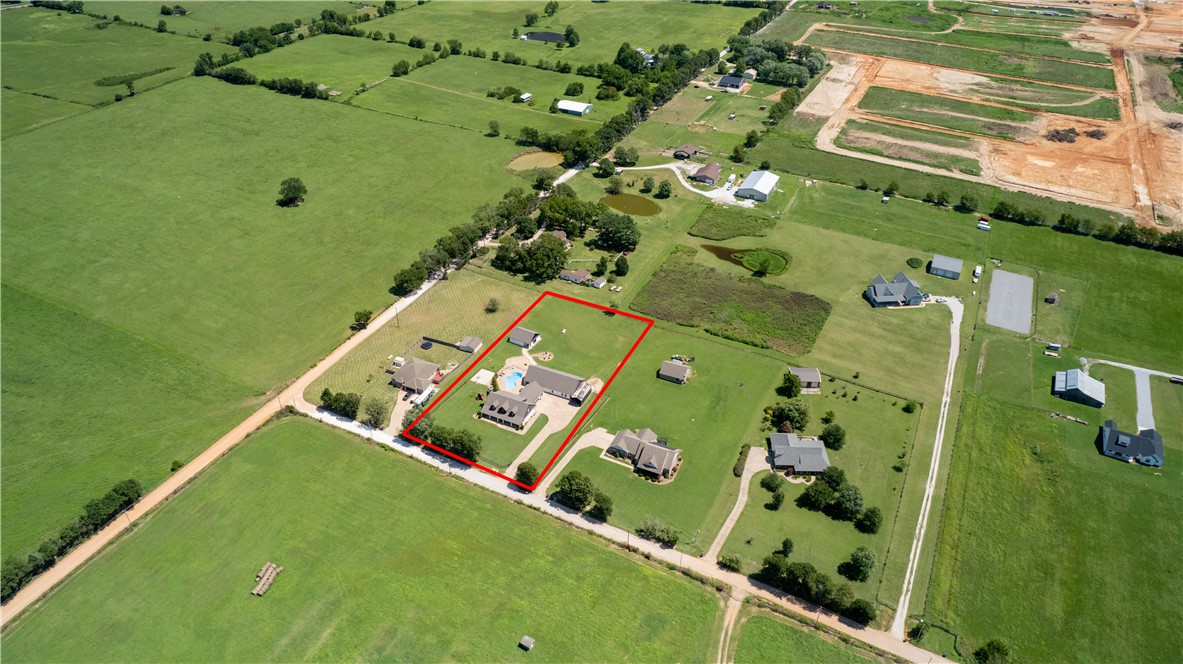 Jo Dar Van Estate Pea Ridge - Residential