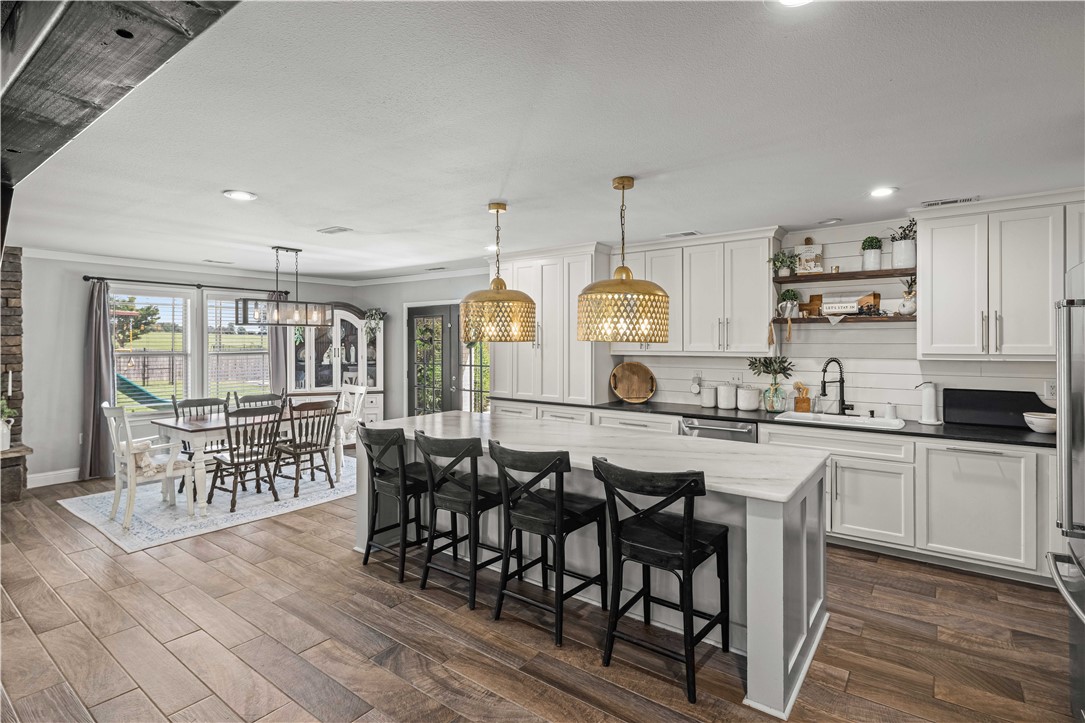 Jo Dar Van Estate Pea Ridge - Residential