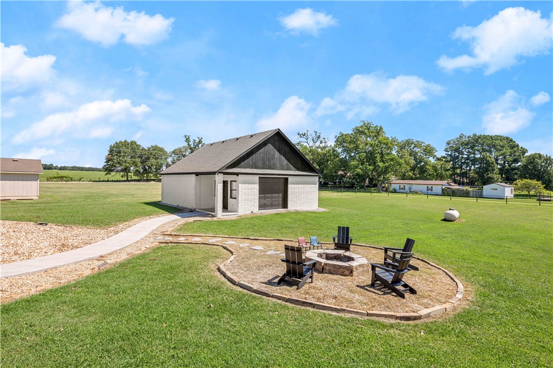 Jo Dar Van Estate Pea Ridge - Residential