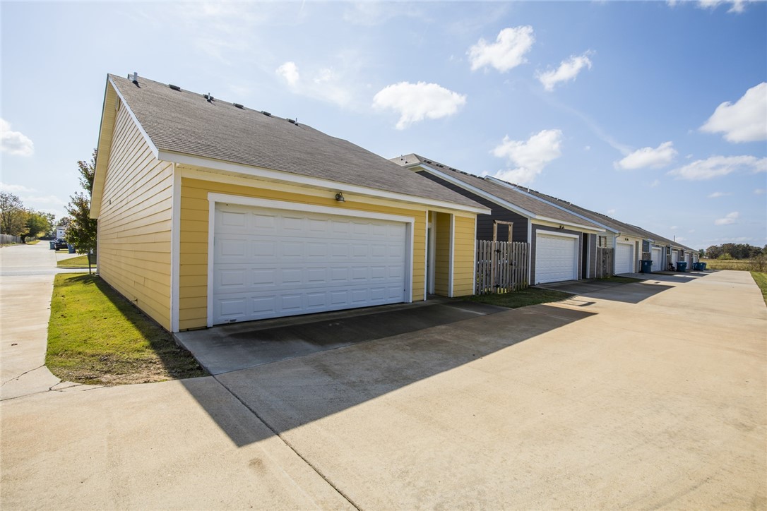 Arbor Lane - Residential Lease