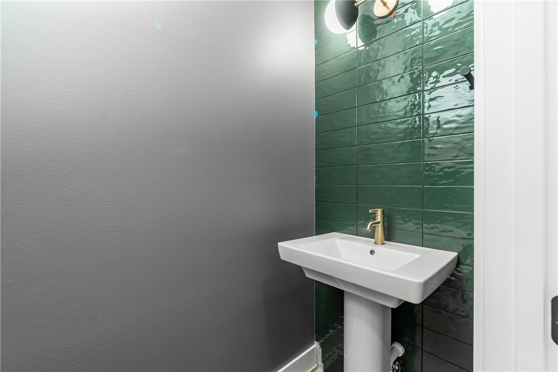 AURORA SUB PH I-BENTONVILLE - Residential