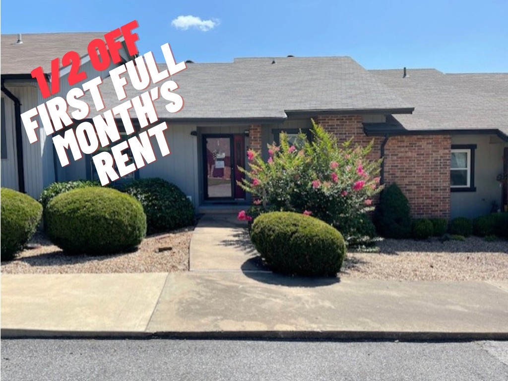 1/2 OFF FIRST FULL MONTHS RENT!!Direct access to the Back 40 Trails! Discover this stylish, recently remodeled 2-bedroom, 2-bath townhome at 3 Canova Lane, perfectly nestled in Bella Vistaās scenic surroundings with views of the tennis courts. This home features LVP flooring, fresh paint, updated ceilings, and modern lighting throughout. It overlooks the golf course and is close to Metfield Park, pool, and other community amenities. Whether youāre enjoying the trails, relaxing indoors, or taking in the view, this home offers comfort and convenience in a beautiful natural setting. **Small pets only. No Cats.**$250 non-refundable pet fee per pet.**