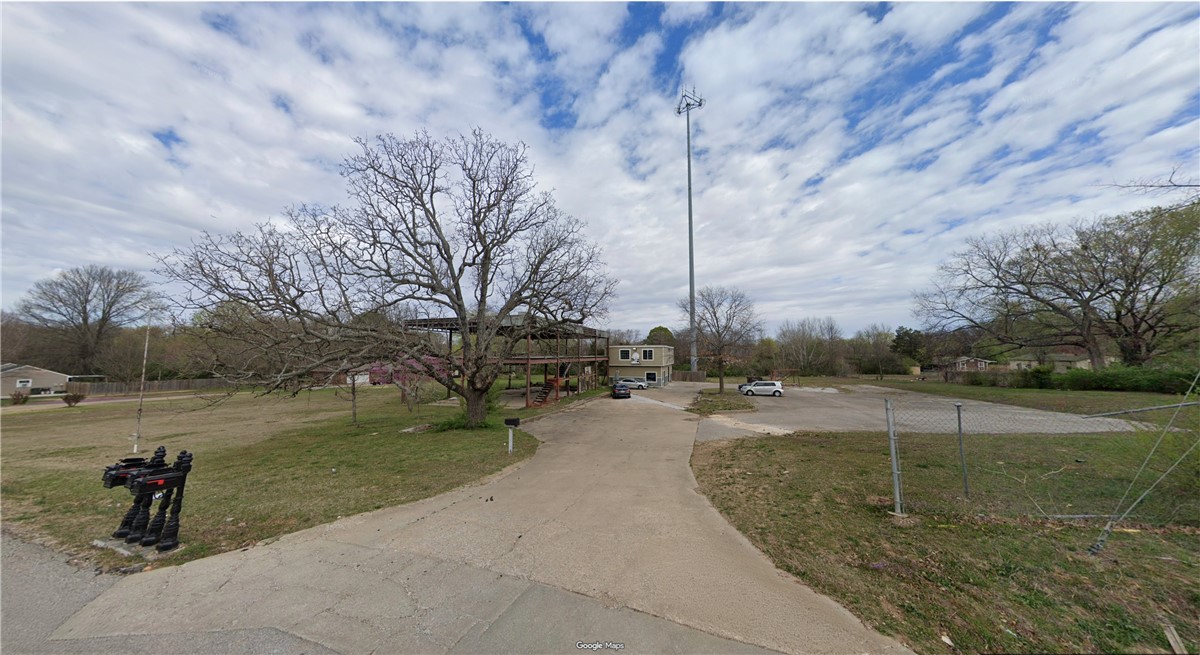 Fayetteville Outlots - Land