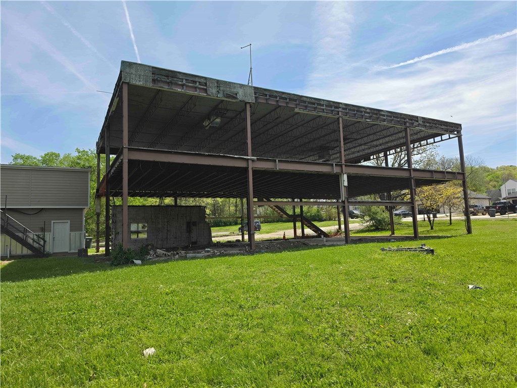 Fayetteville Outlots - Land