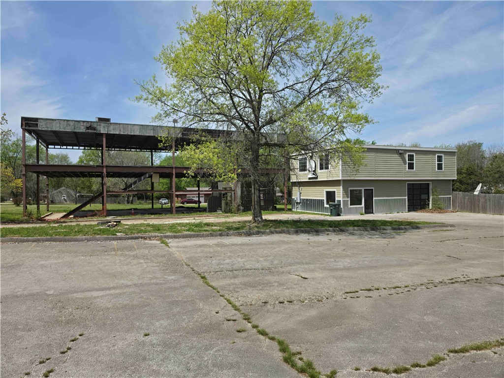 Fayetteville Outlots - Land