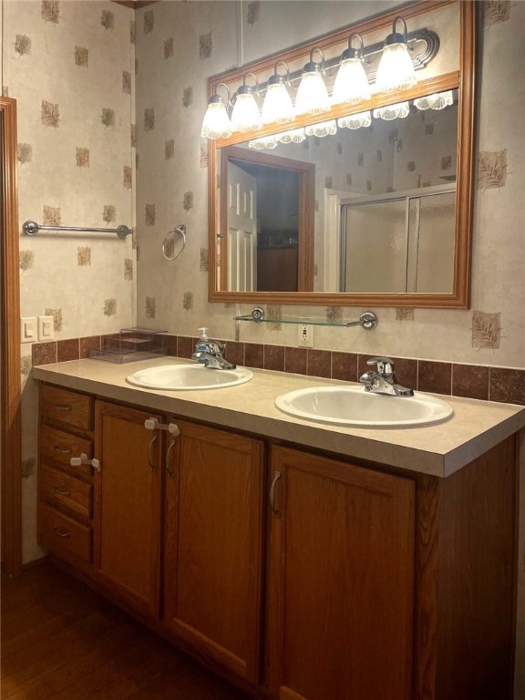 Unit 1 Holiday Island - Residential