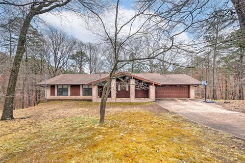 Photo of 6 Fulwood Lane, Bella Vista, AR 72714 (MLS # 1338204)