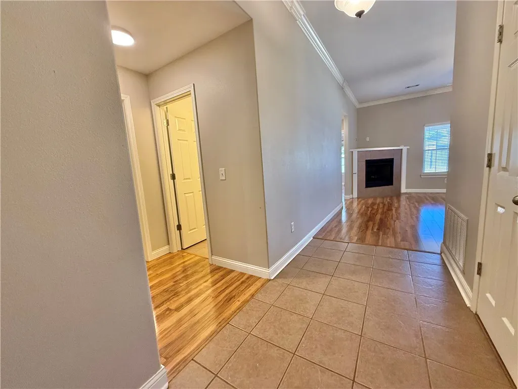 Prairie Grove, Arkansas 72753, United States, 3 Bedrooms Bedrooms, ,2 BathroomsBathrooms,Residential,Active,243516