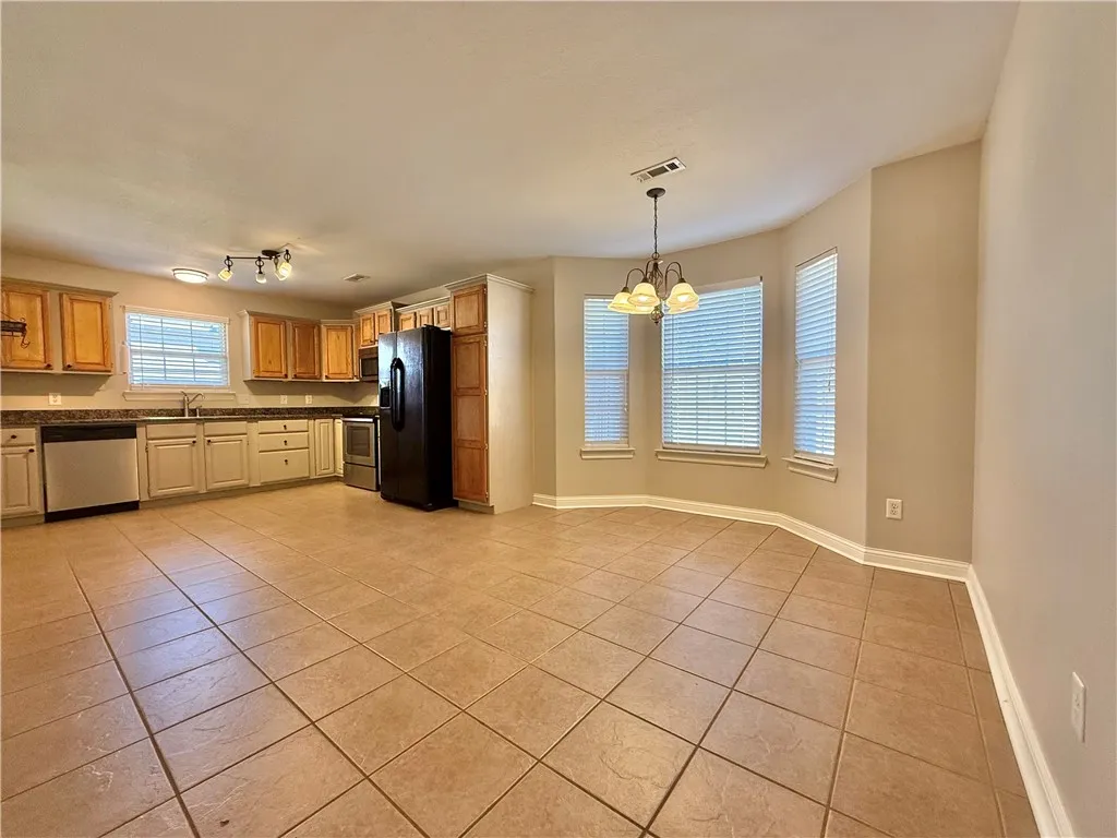 Prairie Grove, Arkansas 72753, United States, 3 Bedrooms Bedrooms, ,2 BathroomsBathrooms,Residential,Active,243516