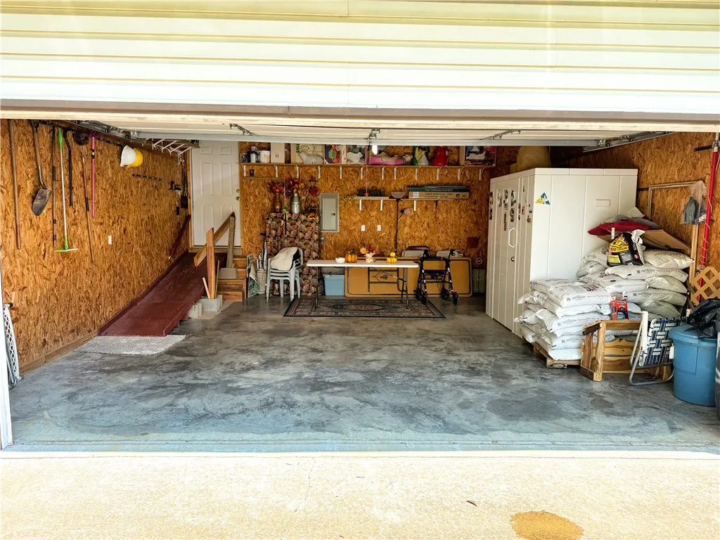 Garfield, Arkansas 72732, United States, 2 Bedrooms Bedrooms, ,2 BathroomsBathrooms,Residential,Active,144068