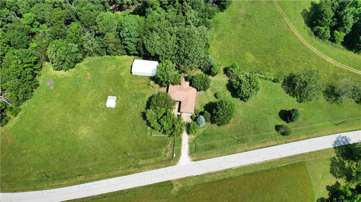 Garfield, Arkansas 72732, United States, 2 Bedrooms Bedrooms, ,2 BathroomsBathrooms,Residential,Active,144068