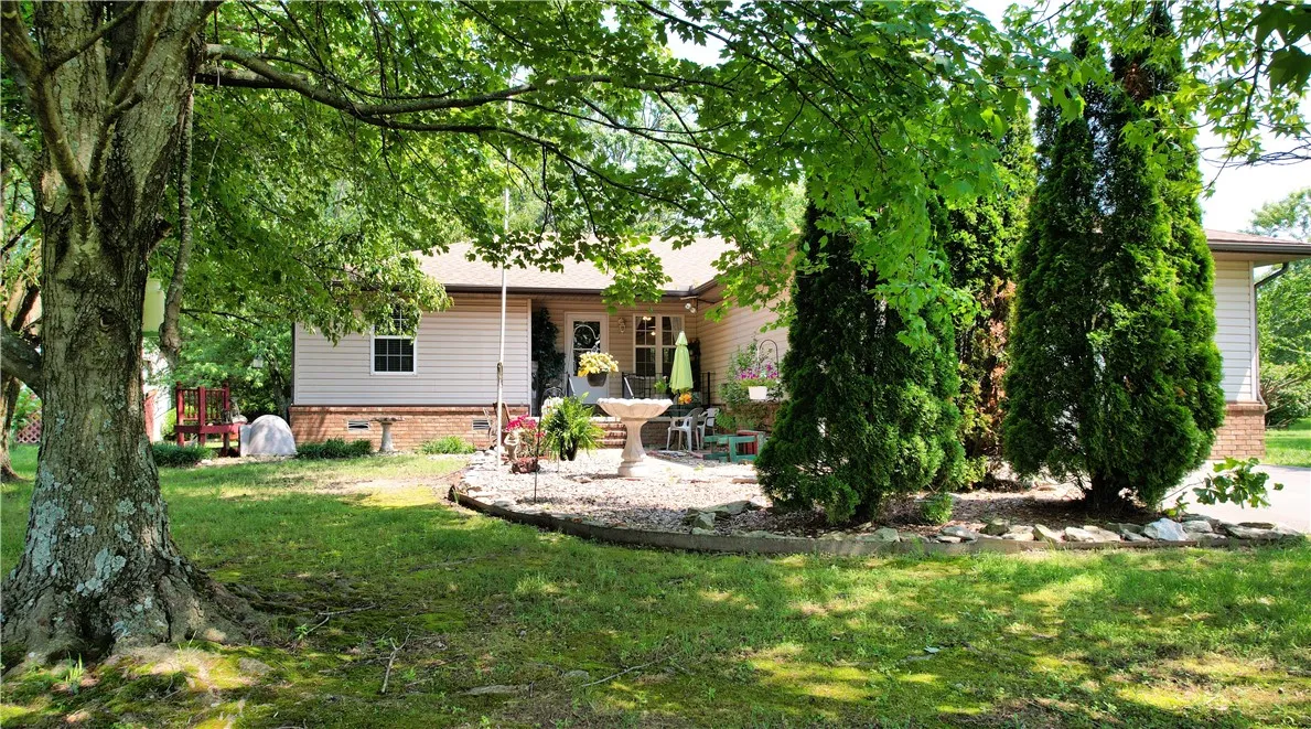 Garfield, Arkansas 72732, United States, 2 Bedrooms Bedrooms, ,2 BathroomsBathrooms,Residential,Active,144068