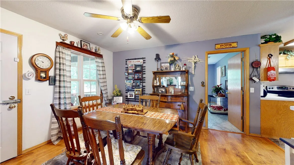 Garfield, Arkansas 72732, United States, 2 Bedrooms Bedrooms, ,2 BathroomsBathrooms,Residential,Active,144068