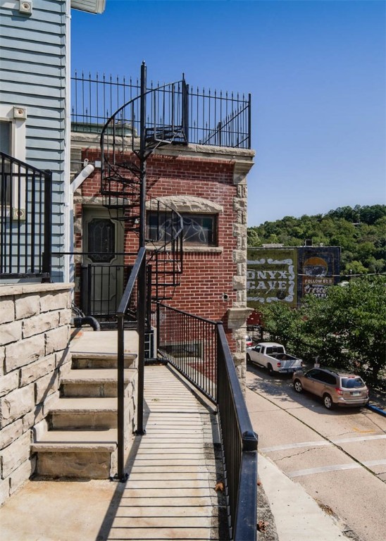 Riley & Armstrong - Residential