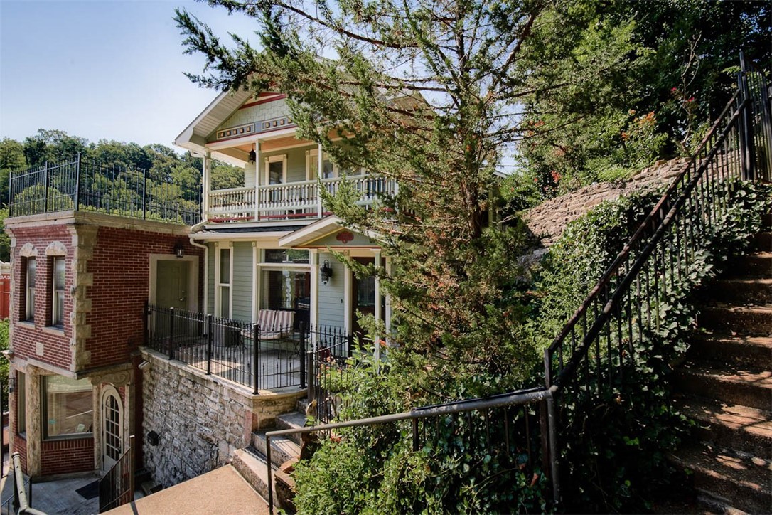 Riley & Armstrong - Residential