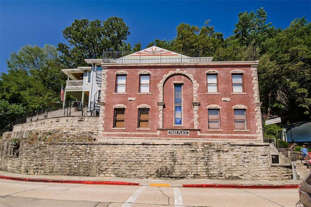 Riley & Armstrong - Residential