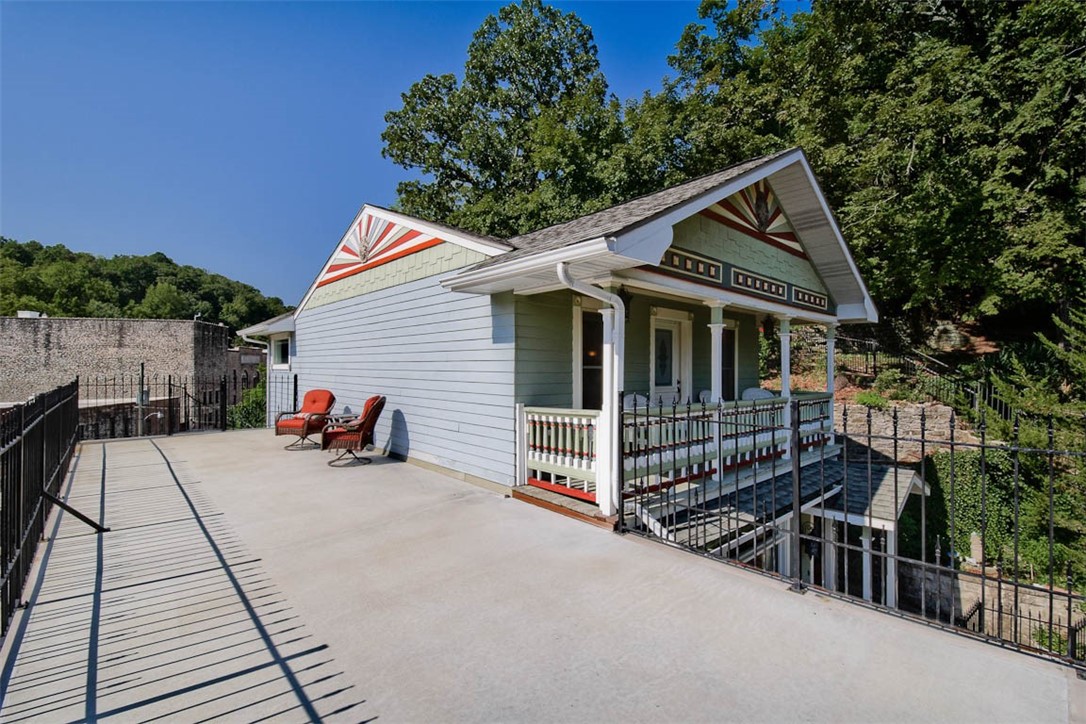 Riley & Armstrong - Residential