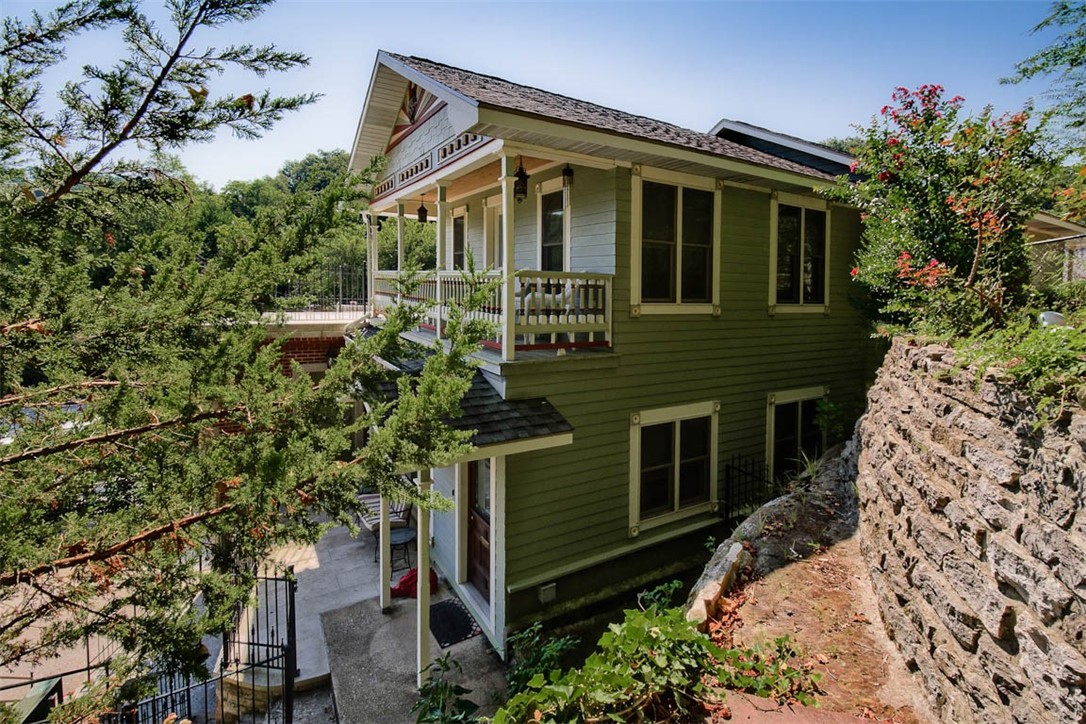 Riley & Armstrong - Residential