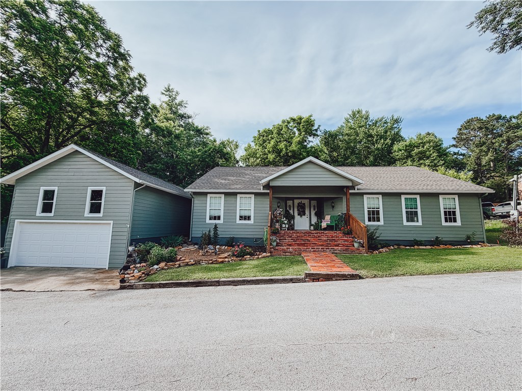 Holt Paradise - Residential