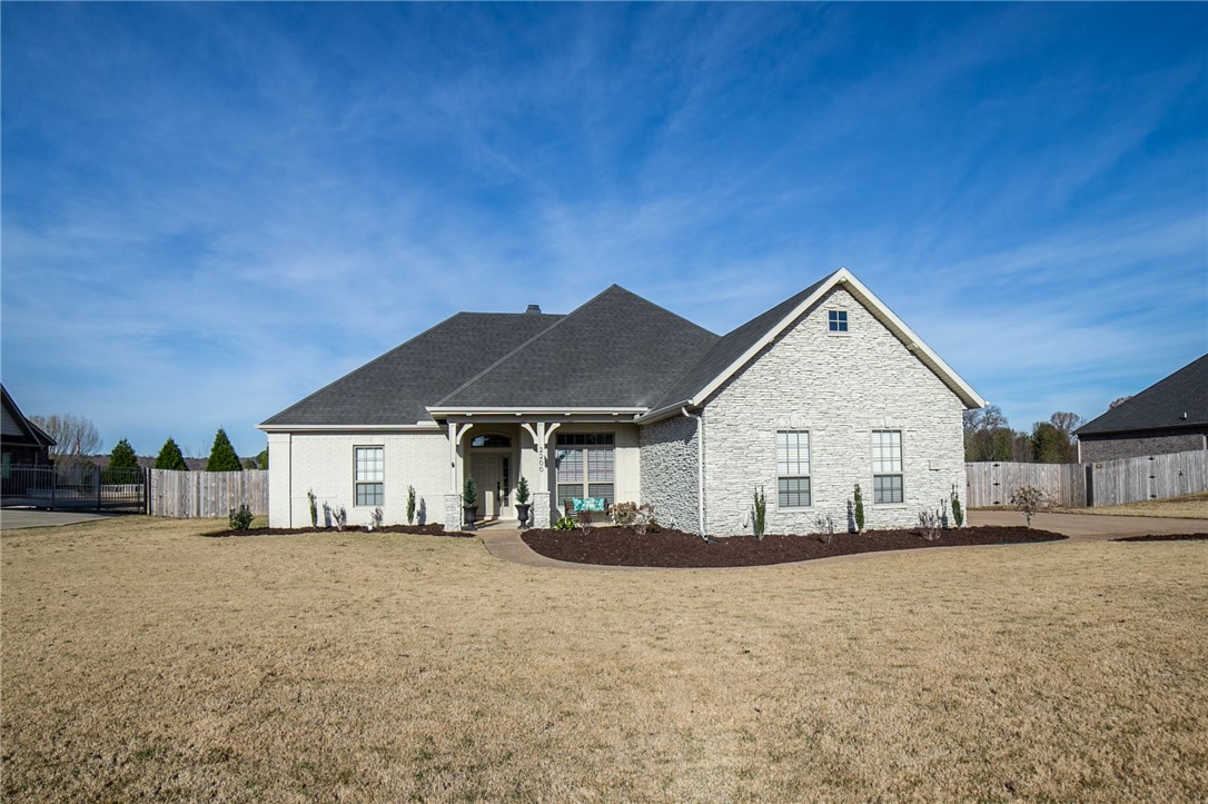 Waterford Estates At Hissom Ranch - Residential