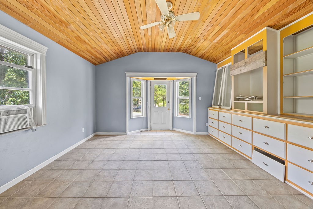 Elzeys Acres - Residential