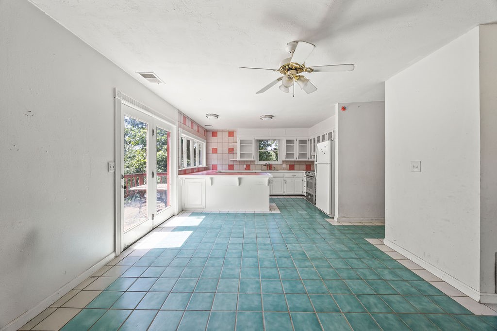 Elzeys Acres - Residential