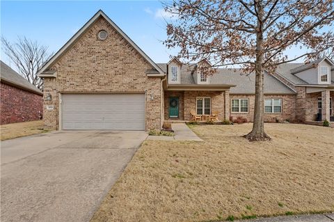 Photo of 4058 N Zion Valley Drive, Fayetteville, AR 72703 (MLS # 1332126)