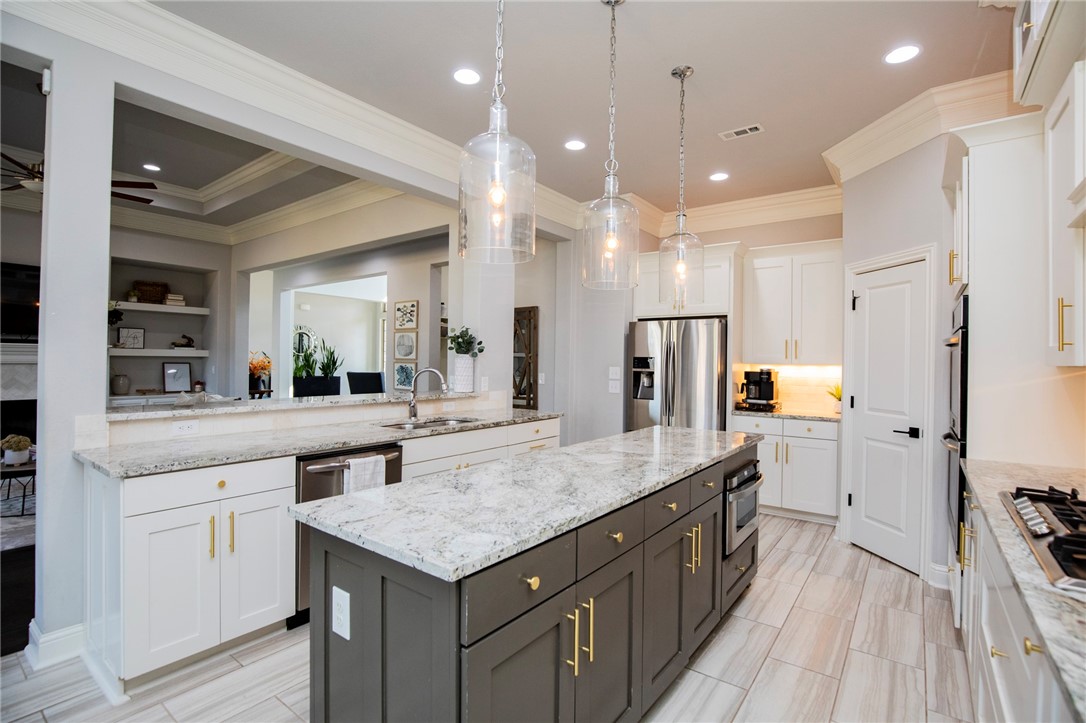 Waterford Estates At Hissom Ranch - Residential