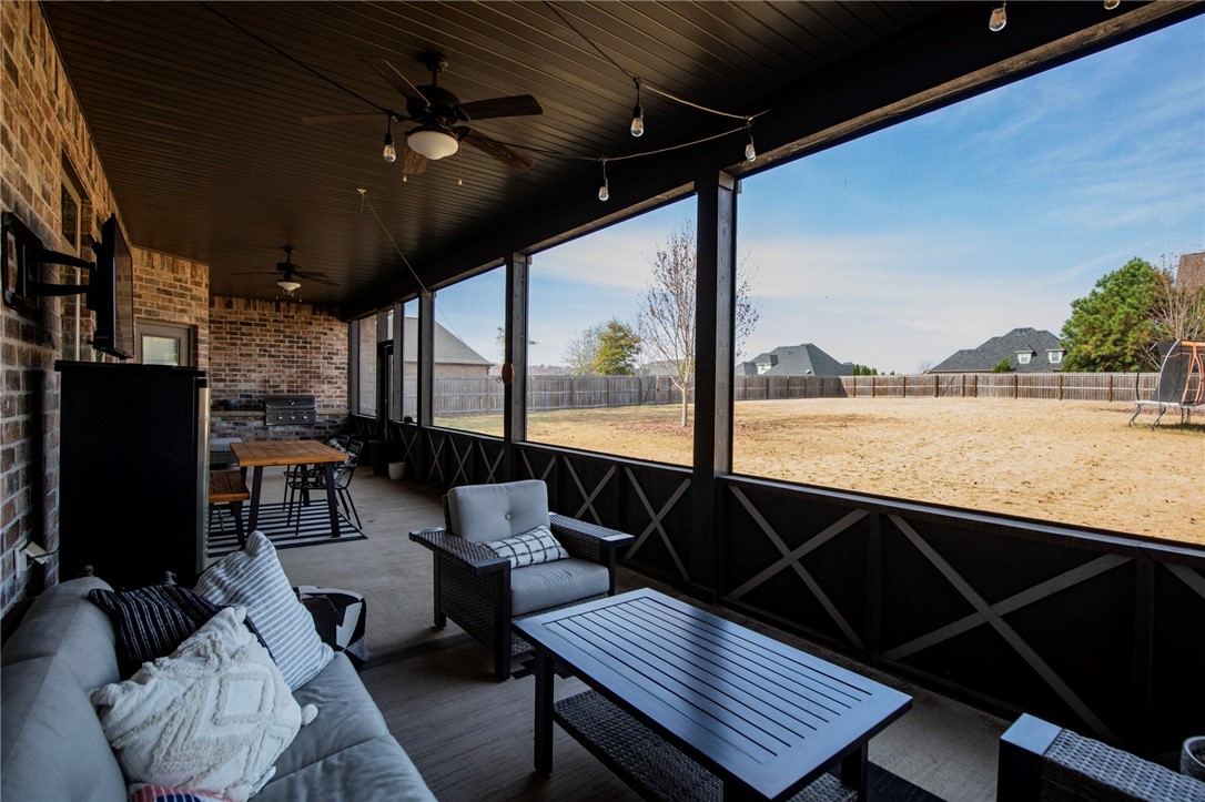 Waterford Estates At Hissom Ranch - Residential