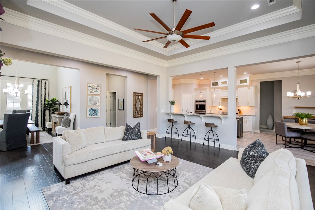 Waterford Estates At Hissom Ranch - Residential
