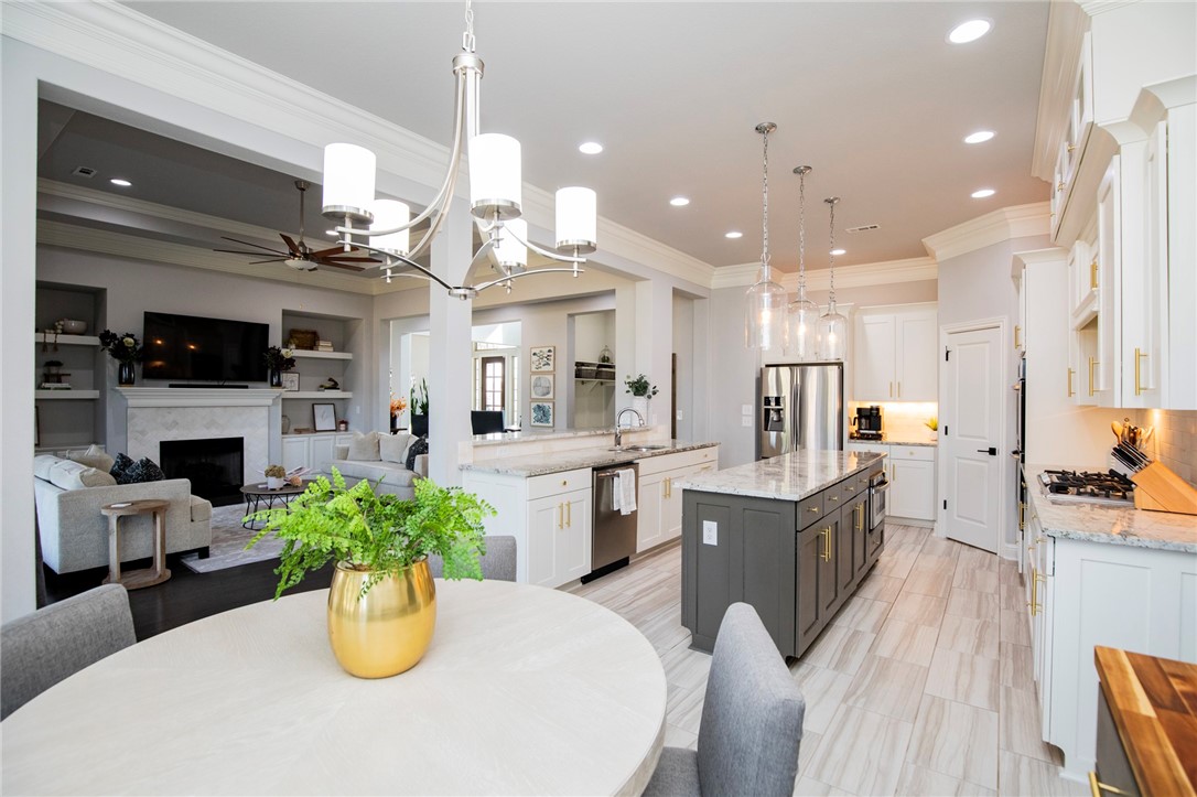 Waterford Estates At Hissom Ranch - Residential